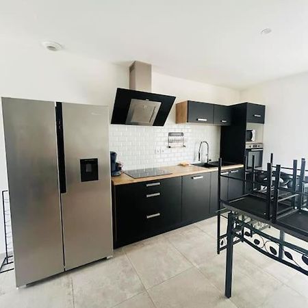 Ouveillan Jolie Maison De Village 2 Chambres מראה חיצוני תמונה